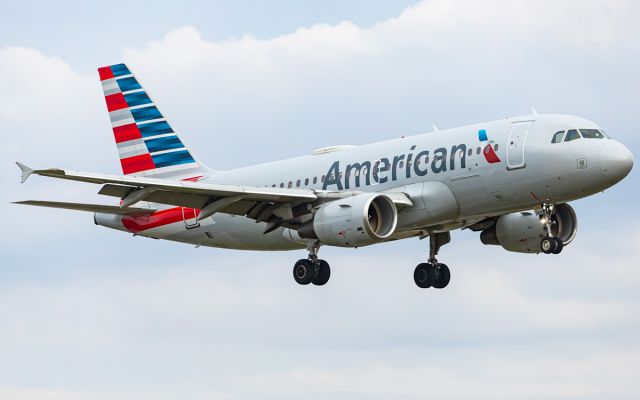 Airbus A319 (N768US)