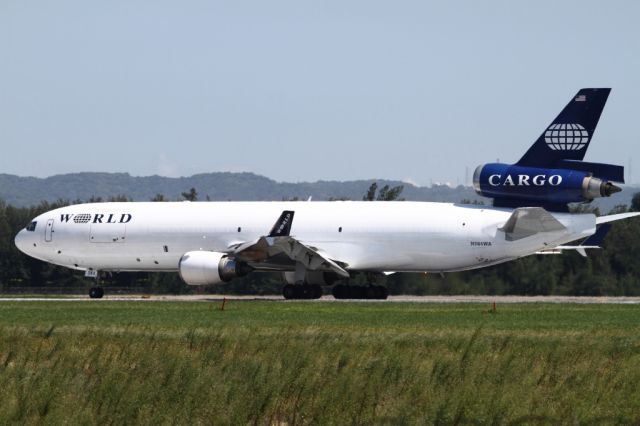 Boeing MD-11 (N384WA)