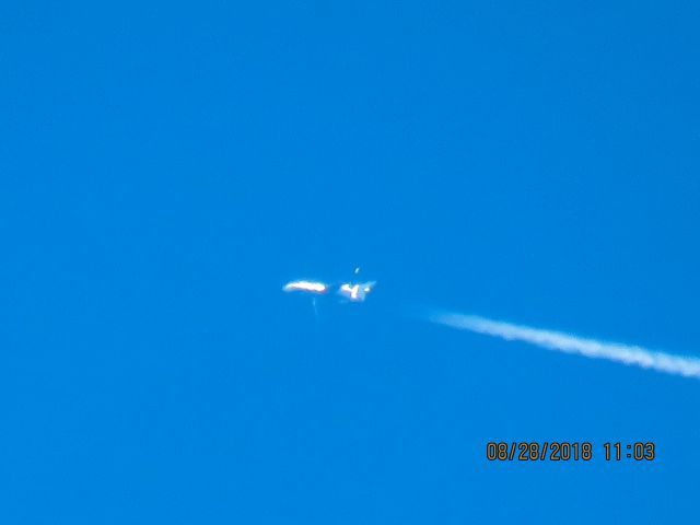 Bombardier Challenger 300 (N521FX)