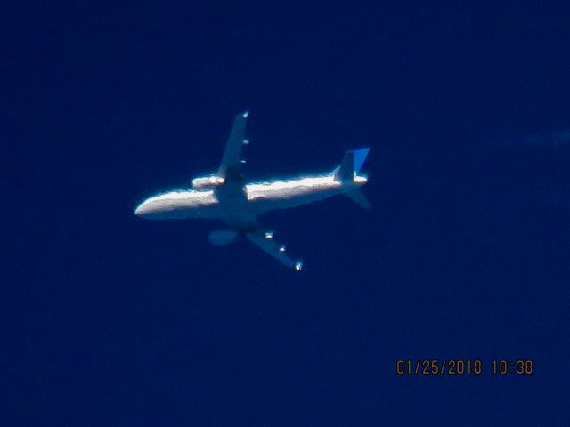 Airbus A320 (N403UA)