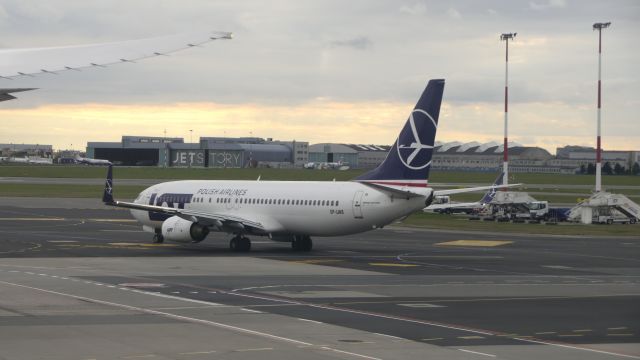 Boeing 737-800 (SP-LWB)