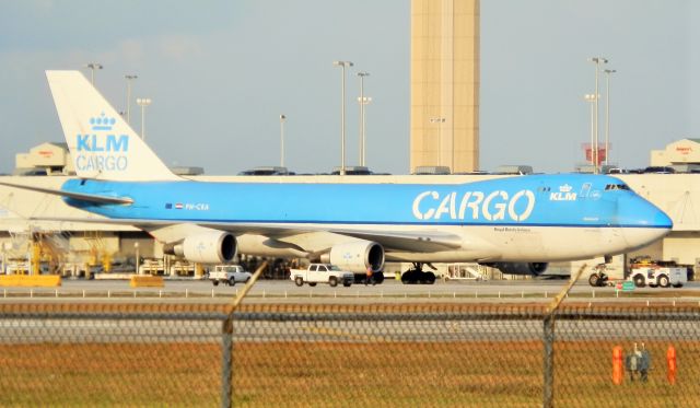 Boeing 747-400 (PH-CKA) - KLM Cargo B747-400F