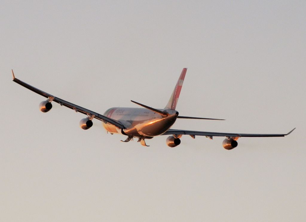Airbus A340-300 (CS-TOB) - Main Gear Doors"Just Closing!"