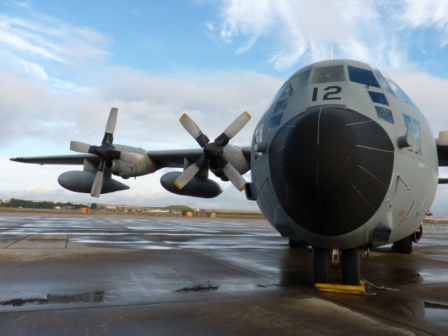 Lockheed C-130 Hercules —