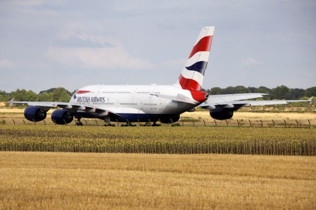 Airbus A380-800 (G-XLEJ)