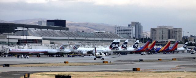 — — - San Jose International Airport   07-07-2015   Terminal A (Left) Terminal B (Right)