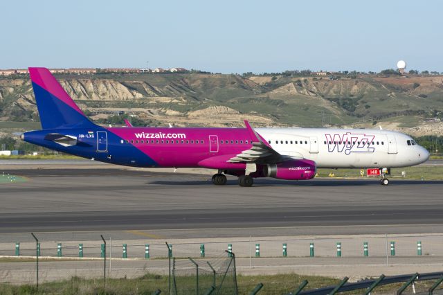 Airbus A321 (HA-LXS)
