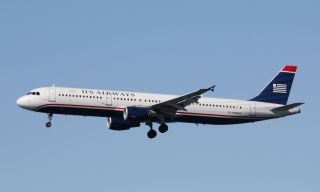 Airbus A321 (N184US)