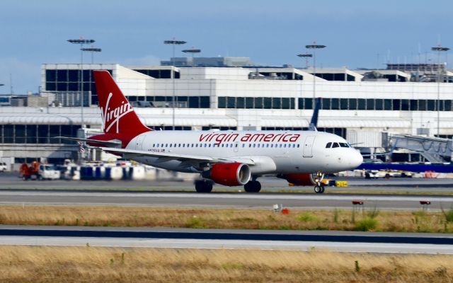 Airbus A320 (N526VA)