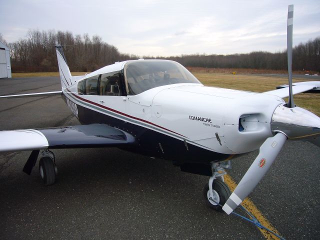 Piper PA-24 Comanche (N9400P)