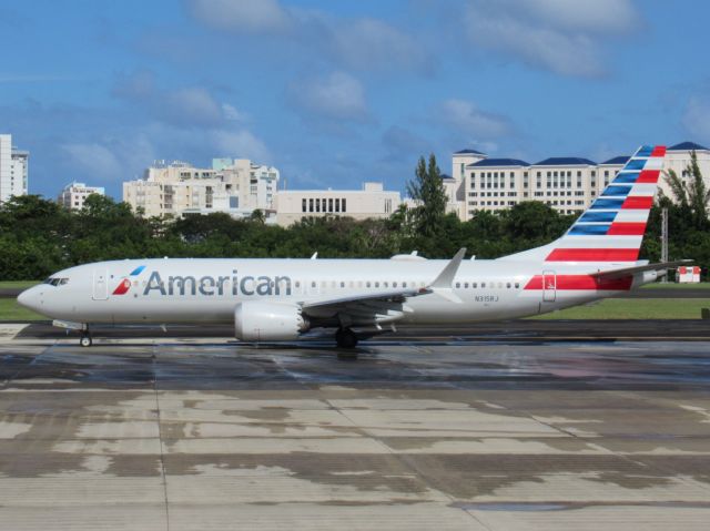 Boeing 737 MAX 8 (N315RJ)