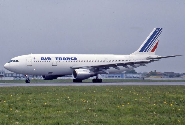 F-BVGC — - AIR FRANCE - AIRBUS A300B2-203 - REG F-BVGC (CN 007) 