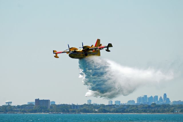 Canadair CL-415 SuperScooper (C-GOGW) - 2009 Toronto International Airshow