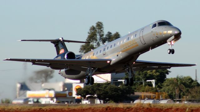 Embraer ERJ-145 (PR-PFN)