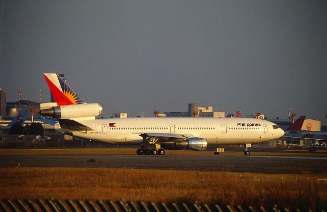 McDonnell Douglas DC-10 (RP-C2003) - Departure at Narita Intl Airport Rwy16 on 1988/11/13