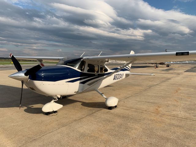 Cessna Skylane (N6004Y) - At Signature on the ramp.