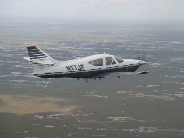 Rockwell Commander 114 (N17JF)