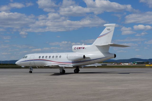 Dassault Falcon 50 (C-GWFM)
