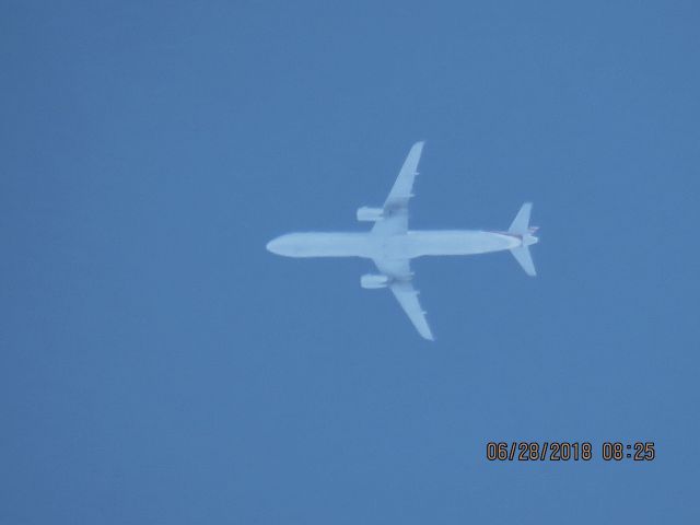 Airbus A321 (N544UW)