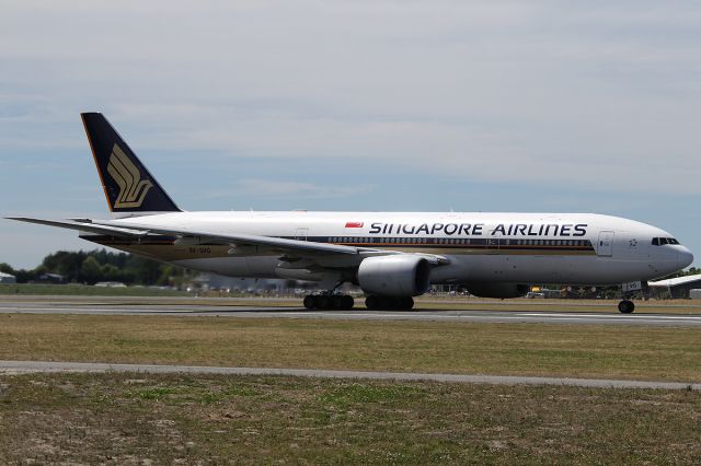 Boeing 777-200 (9V-SVG) - on 15 Jan 2017