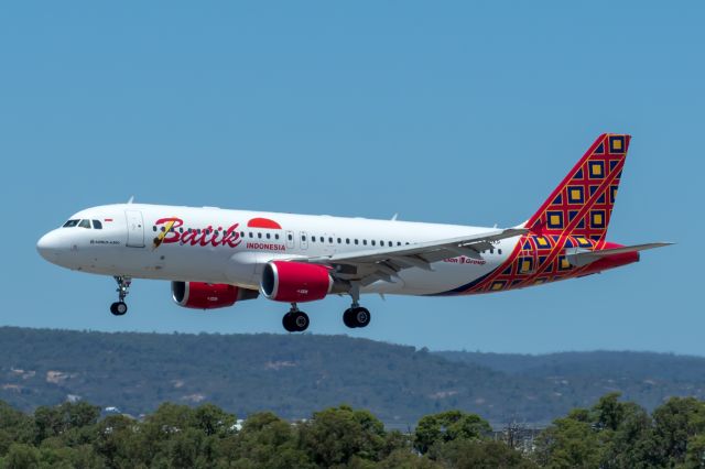 Airbus A320 (PK-BKP) - Airbus A320-214 cn 4419. Batik Air Indonesia PK-BKP RWY 03 arrival YPPH 24 December 2023