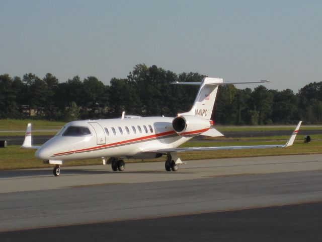 Learjet 45 (N41PC)