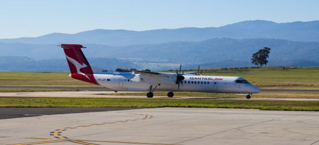 de Havilland Dash 8-400 (VH-LQH)