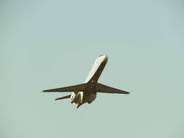 Boeing 717-200 (N947AT) - DAL2193br /TUL-ATLbr /09/14/22