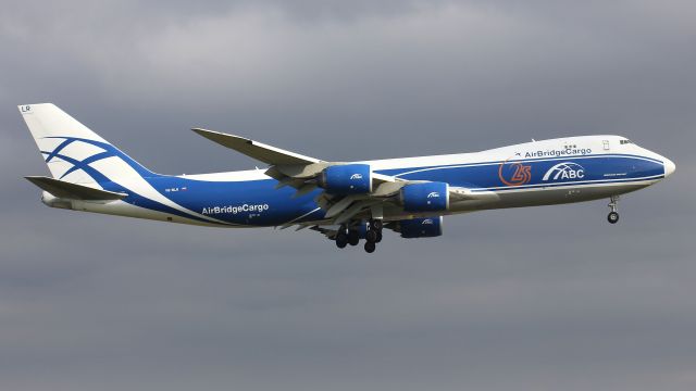 BOEING 747-8 (VQ-BLR)