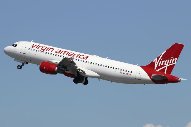 Airbus A320 (N629VA)