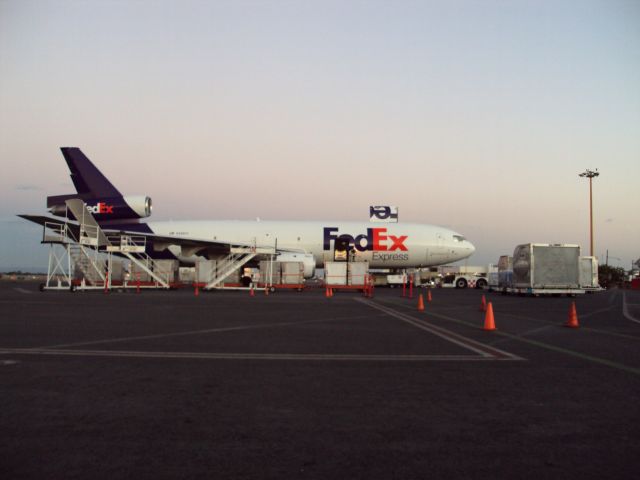 McDonnell Douglas DC-10 (N388FE)