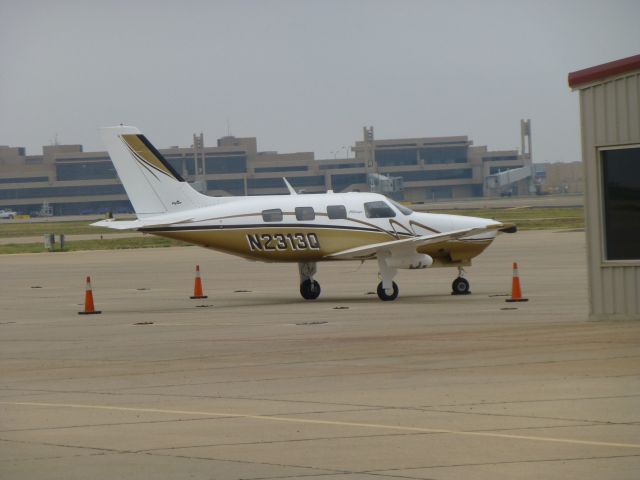 Piper Malibu Mirage (N2313Q)