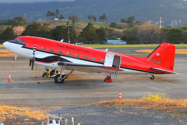 Douglas DC-3 (C-FBKB)