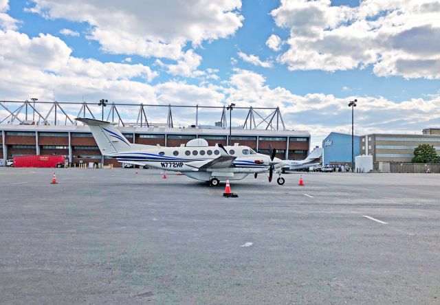 Beechcraft Super King Air 350 (N772HP)