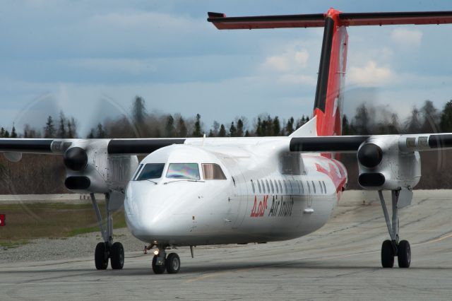 de Havilland Dash 8-300 (AIE851)