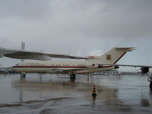 Boeing 727-100 (XT-BBE) - Presidential Aircraft belonging to Burkino Faso in Salvador for a Jolly