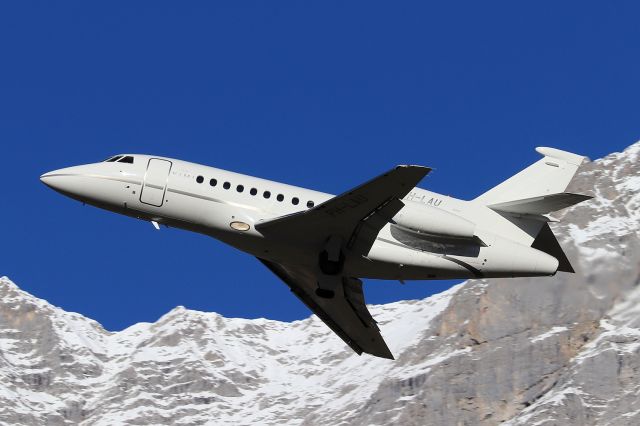 Dassault Falcon 900 (PH-LAU)