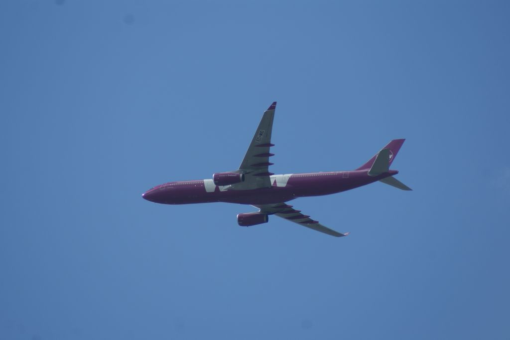 Airbus A330-300 (EC-MIO) - 10-8-2016 10.50 am Leiderdorp Holland