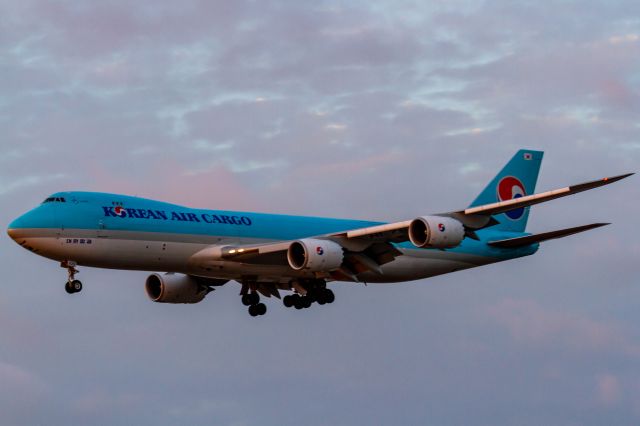 BOEING 747-8 (HL7629)