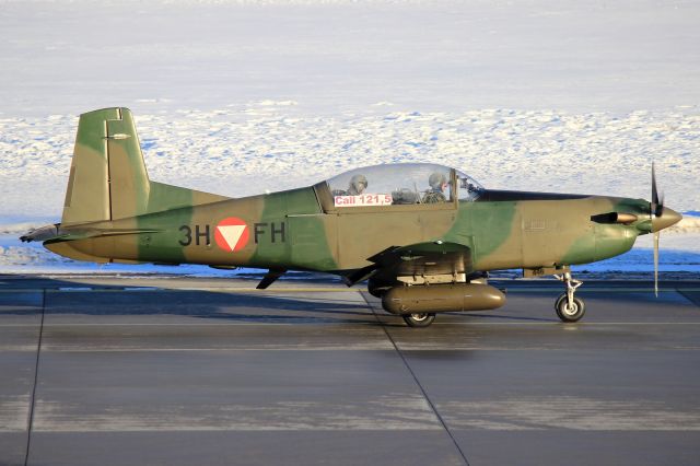 Pilatus PC-7 Astra (3HFH)