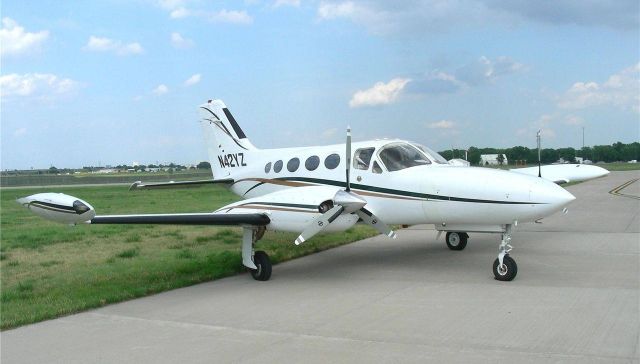 Cessna 421 (N42YZ)