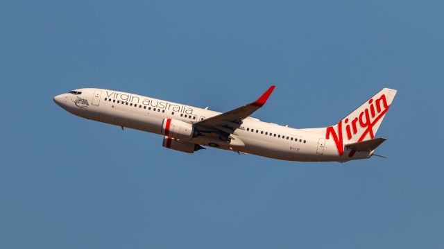 Boeing 737-800 (VH-YIZ)