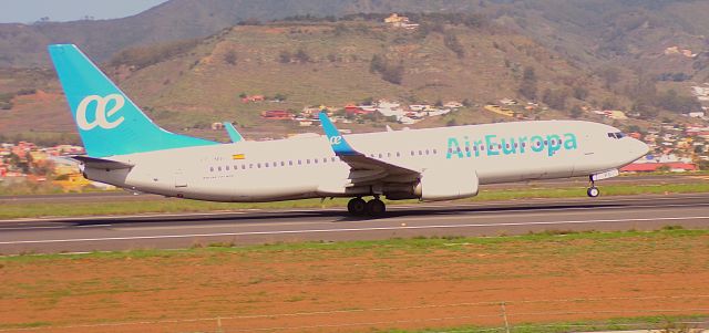 Boeing 737-800 (EC-MPS)