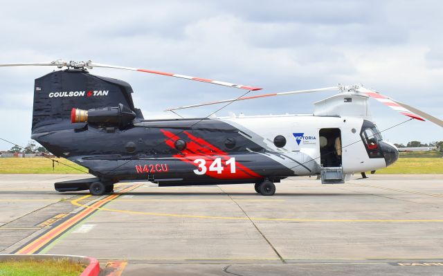 Boeing CH-47 Chinook (N42CU)