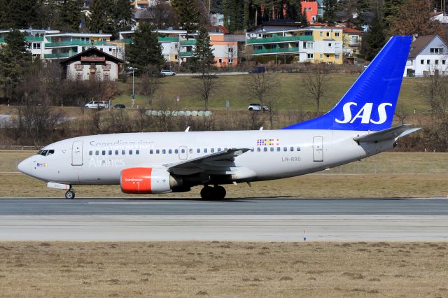 BOEING 737-600 (LN-RRO)