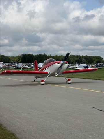 Vans RV-8 (N68RJ)