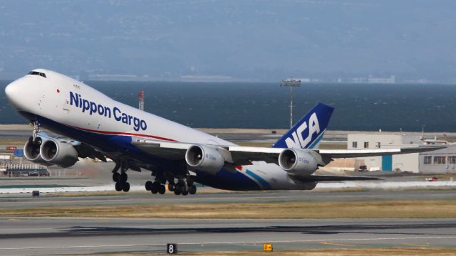 BOEING 747-8 (JA14KZ)