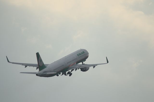 Airbus A321 (B-16207) - 13 May 2015:HKD-TPE.