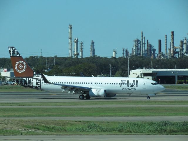 Boeing 737-800 (DQ-FJG)