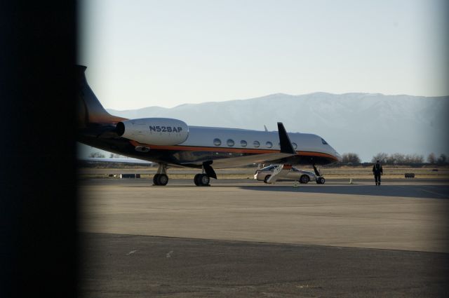 Gulfstream Aerospace Gulfstream V (N528AP) - One of the best paint jobs on a Gulfstream